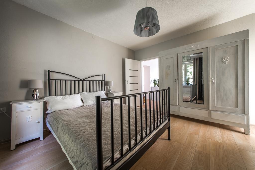 Apartamenty Jablonowa Зелёна-Гура Экстерьер фото