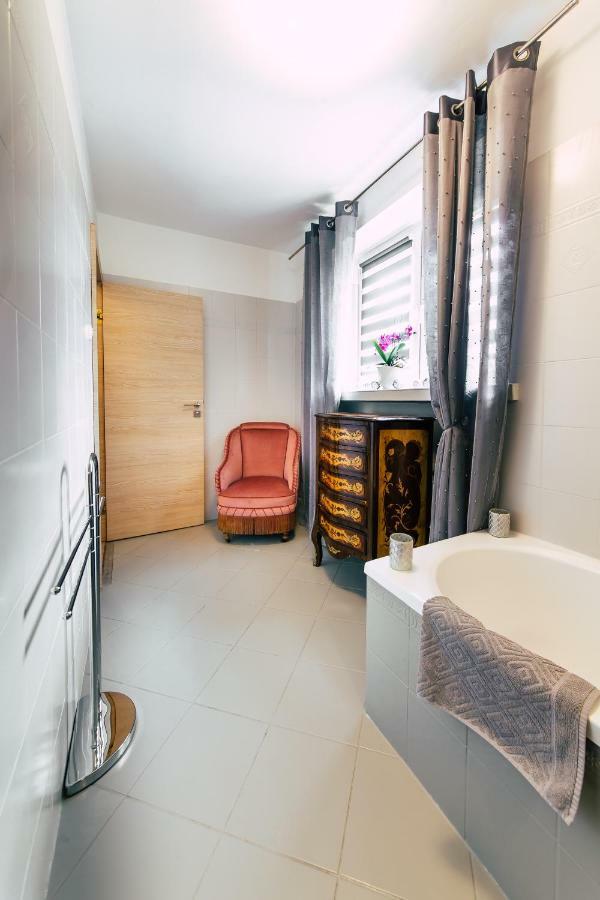 Apartamenty Jablonowa Зелёна-Гура Экстерьер фото