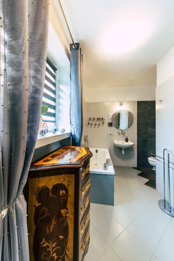 Apartamenty Jablonowa Зелёна-Гура Экстерьер фото